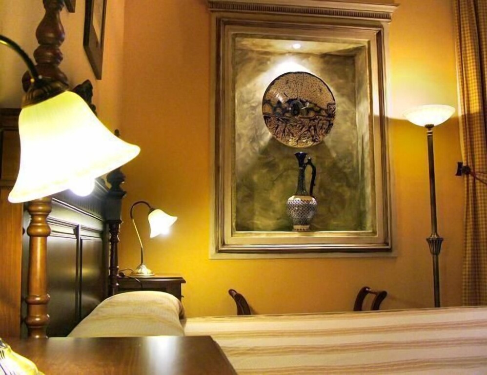 Hotel María de Molina by null