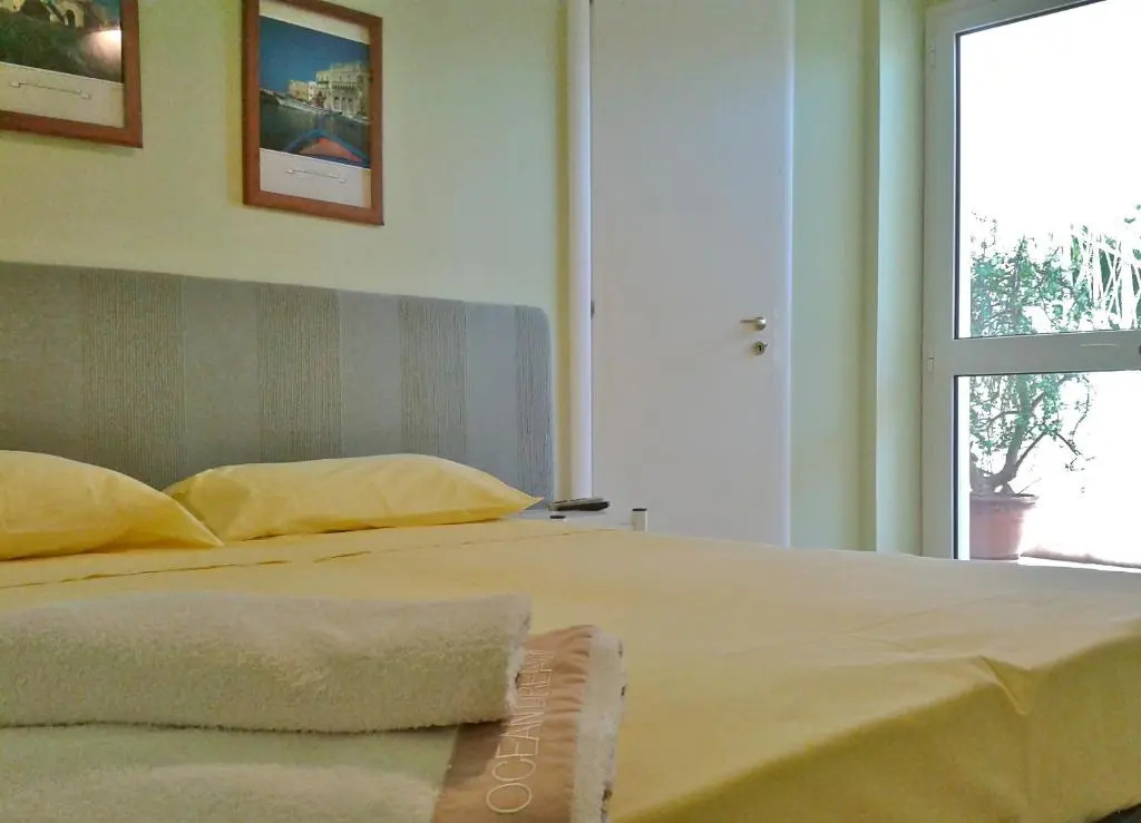 Standard Double room with garden view (full double bed)