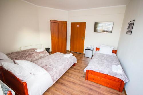 gallery_image_hidden_26