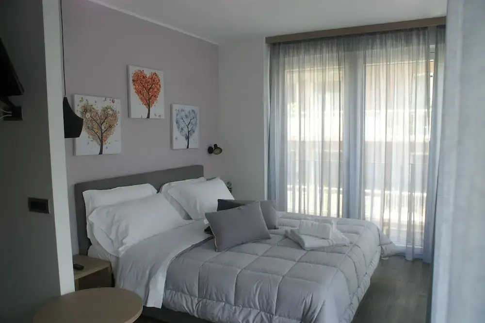 Apartment with balcony