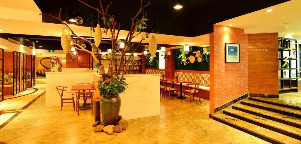 Food & Beverage