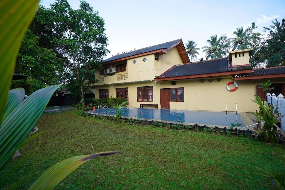 Weligama Bungalow
