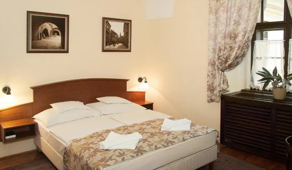 Klastrom Hotel - Chambres