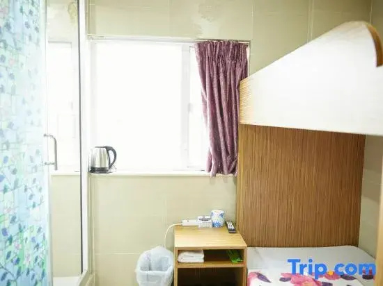 Bed in Dorm (female dorm)