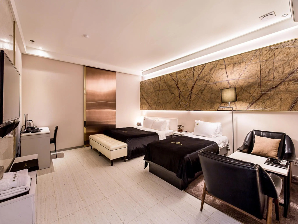 Standard Double room (twin beds)