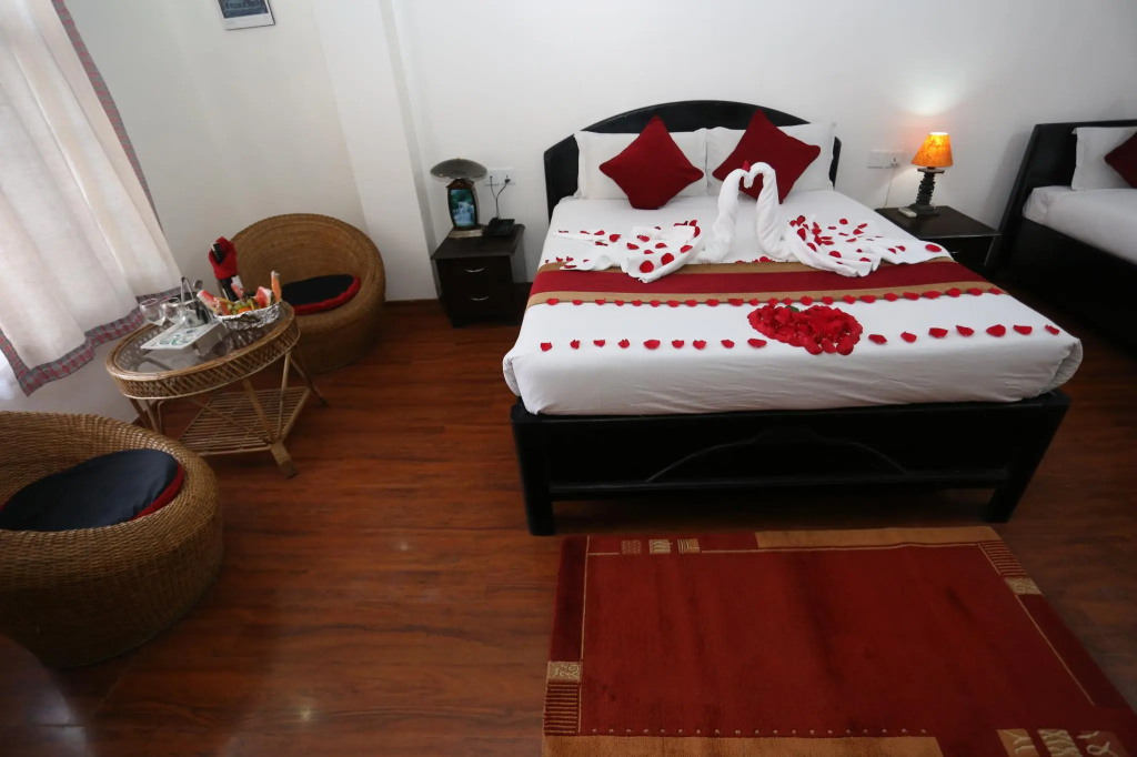 Standard Triple room