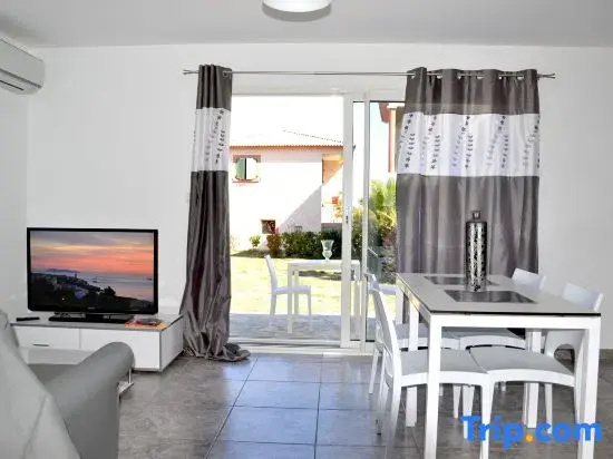 T-2 Air Conditioning Close to the Sea - Equipped Beach - Santa Lucia di Moriani