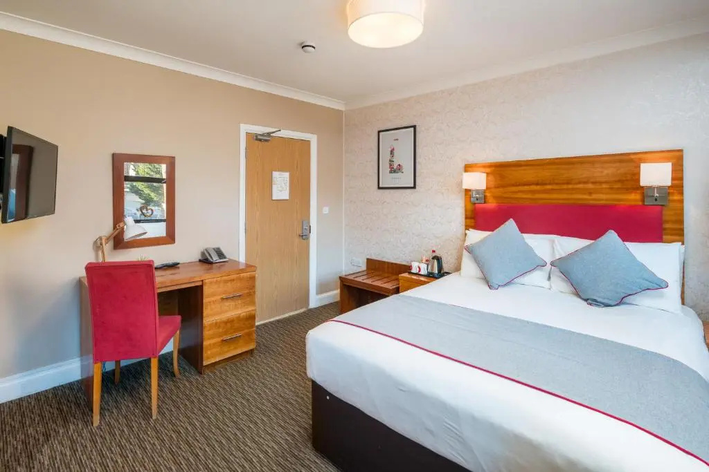 Mehfil Hotel - Chambres