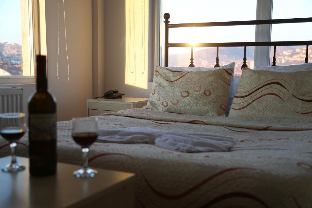 Hotel Sara by null