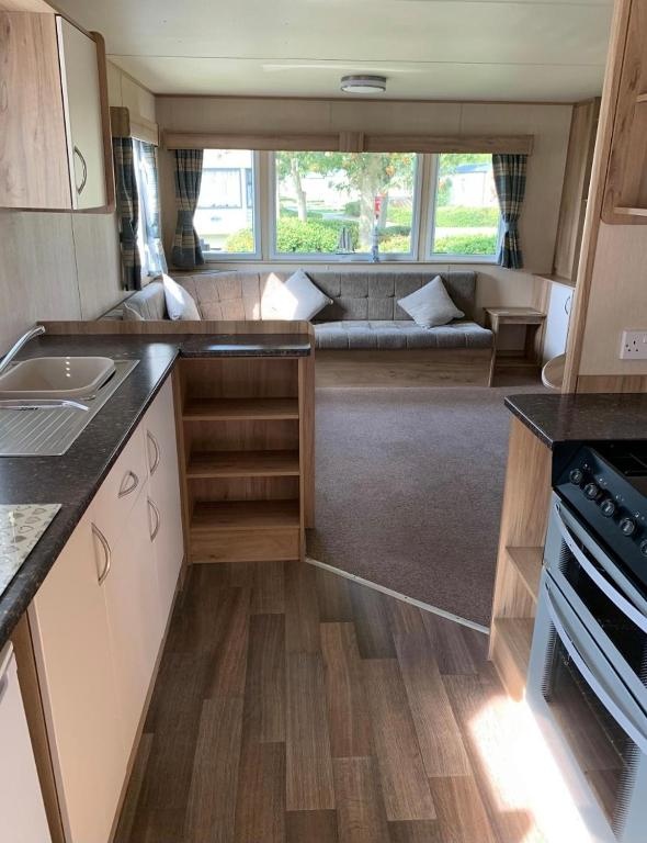 Home from Home Caravan Hire, Haven’s Thorpe Park, Cleethorpes