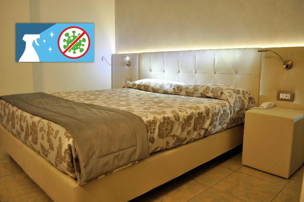 Standard Quadruple room (full double bed)