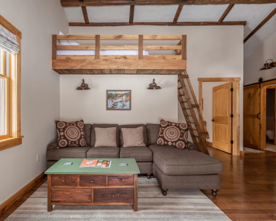 Seesaw's Lodge - фото 31