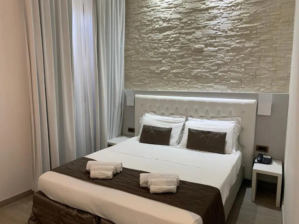 Superior Double room (full double bed)