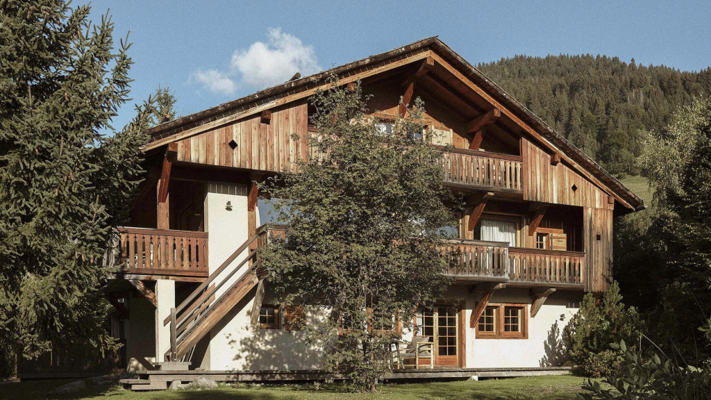 6 Bedrooms Premium Chalet