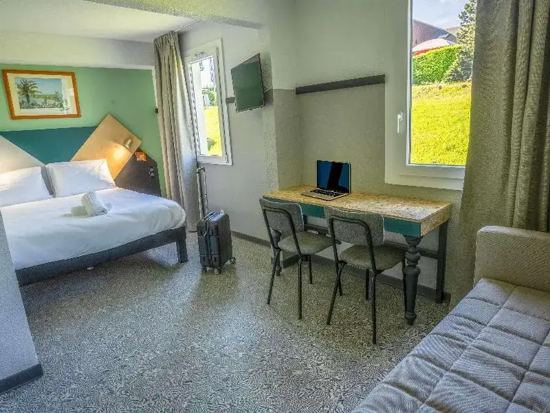 Greet Hotel Montbeliard - Chambres