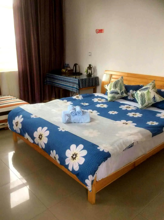 Standard Double room with garden view (full double bed)