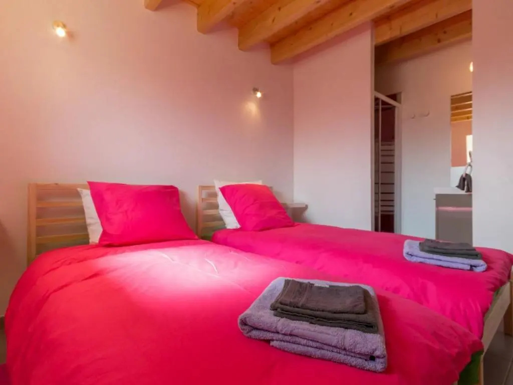 Gite Saint-Viaud, 4 pièces, 6 personnes - FR-1-306-1047