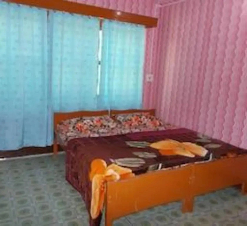 OYO 4610 Hotel Lake Resort