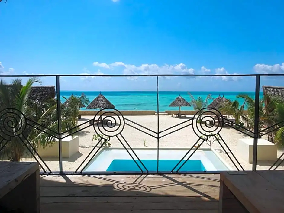 Beach & Waterfront