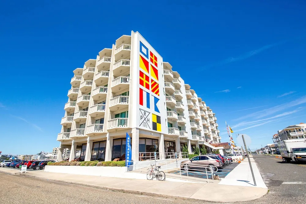 Port Royal Oceanfront Hotel