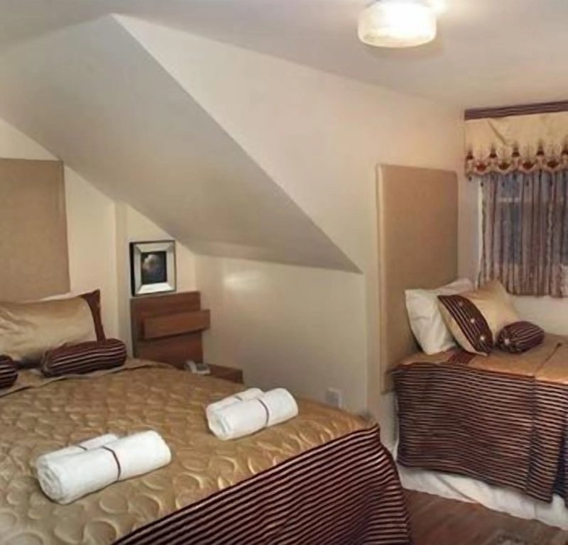 Отель ABC Hyde Park Hotel в Лондоне
