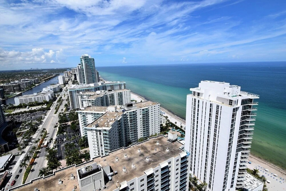Luxury Ocean Front 2 Bed 2 Bath @ Hyde Resort