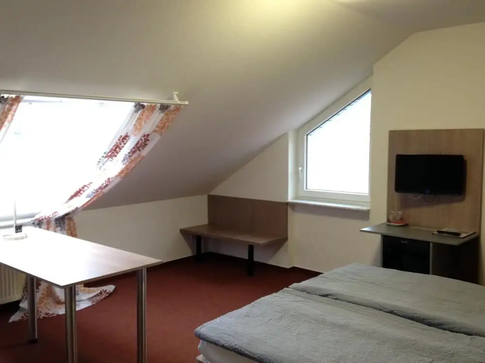 Standard Double room (full double bed)