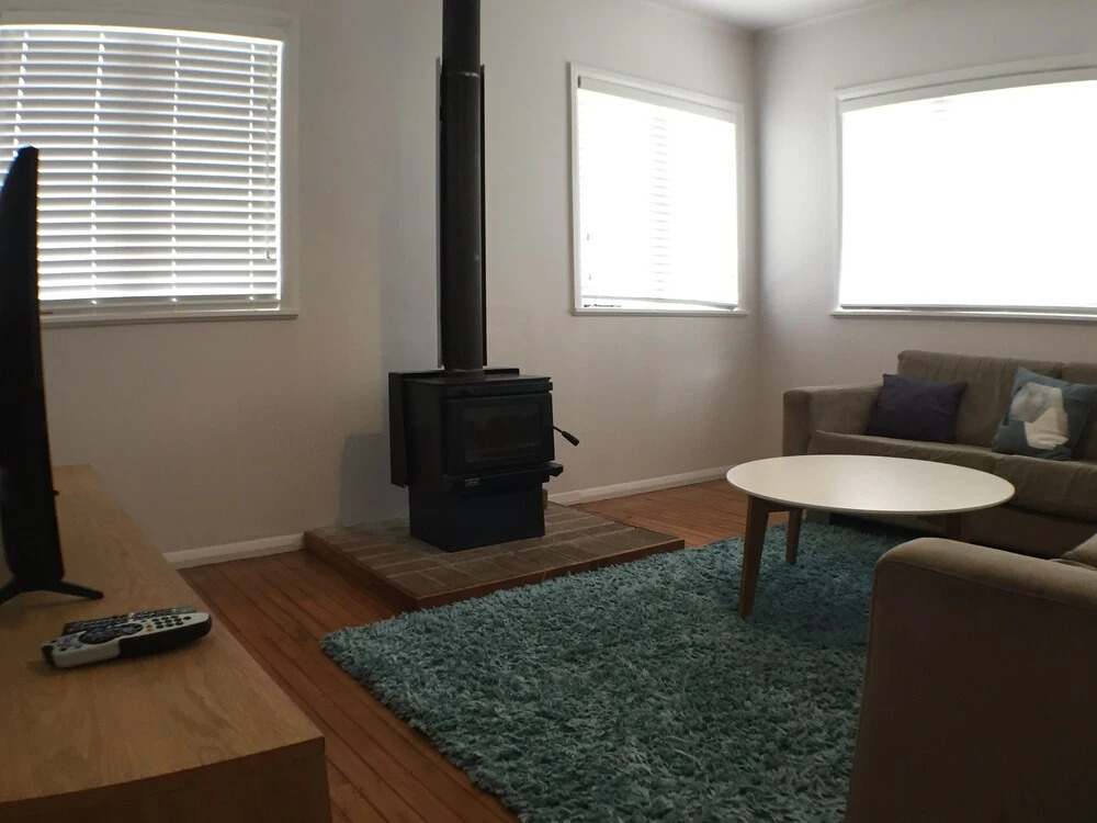 Family home on Clyde St — фото 5