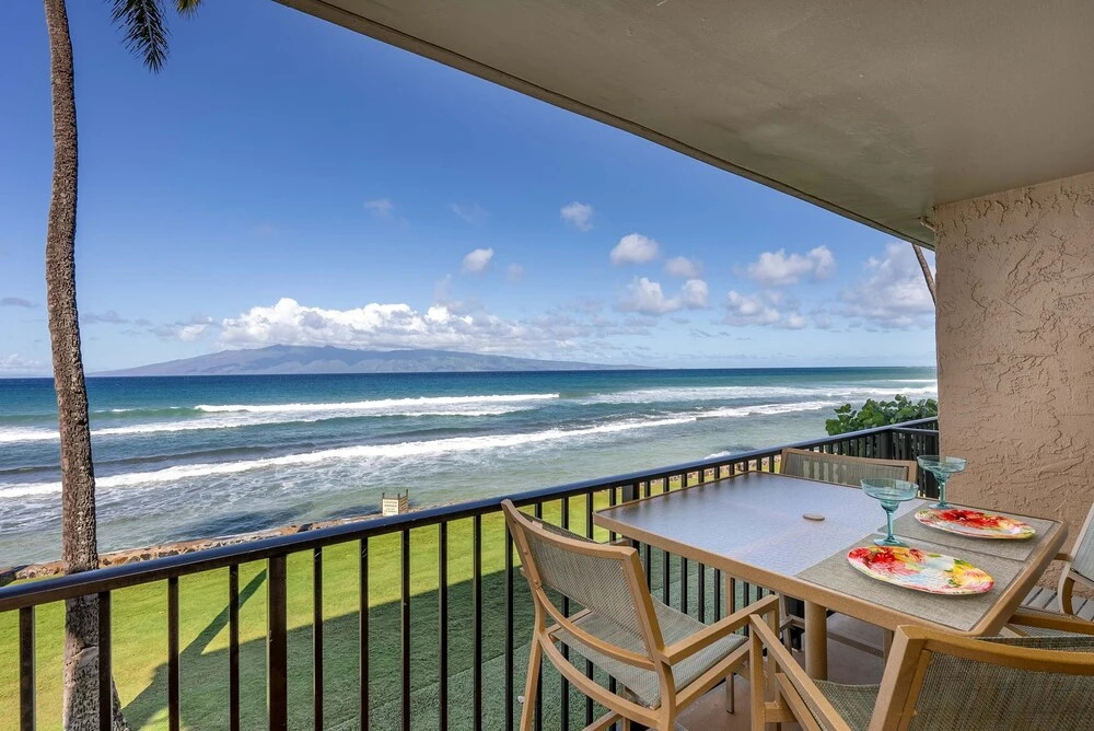 Papakea L207 Ocean Front 1 Bedroom 1 Condo by RedAwning