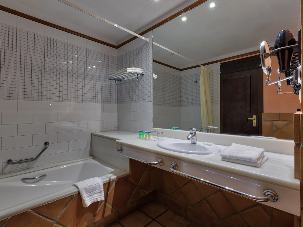 Ibersol Almuñecar Beach & Spa Hotel - Général