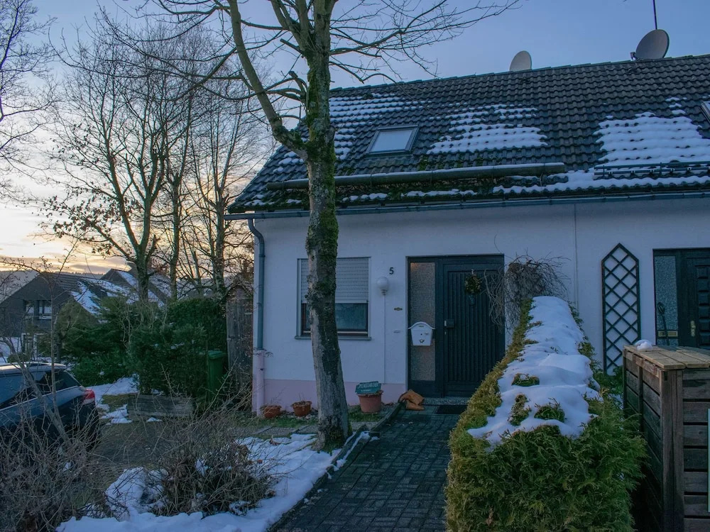 Cosy Holiday Home in Hildfeld with Terrace
