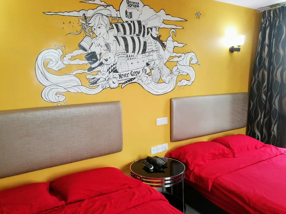 Deluxe Double room (full double bed)