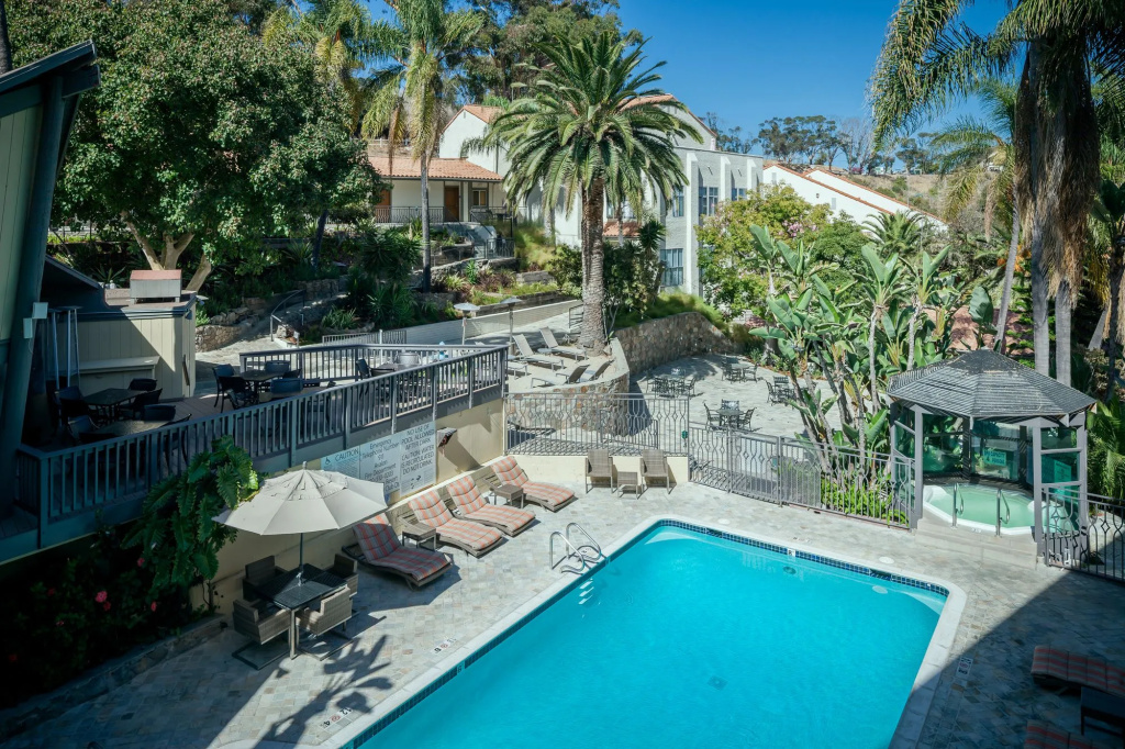 Catalina Canyon Inn - Général