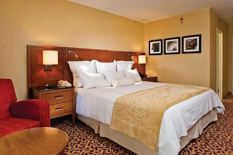 Hotel Fort Wayne — фото 3