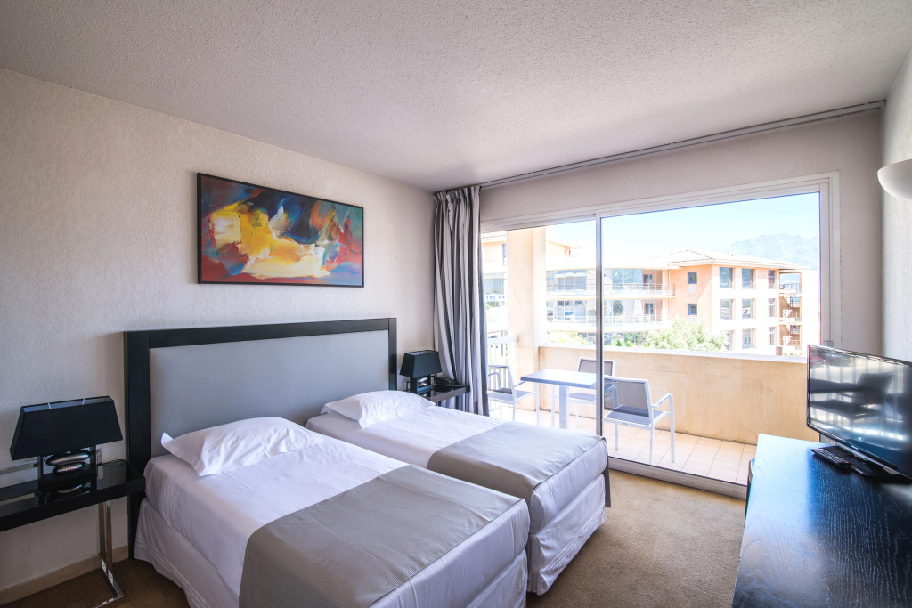 Hotel Mariana — фото 4