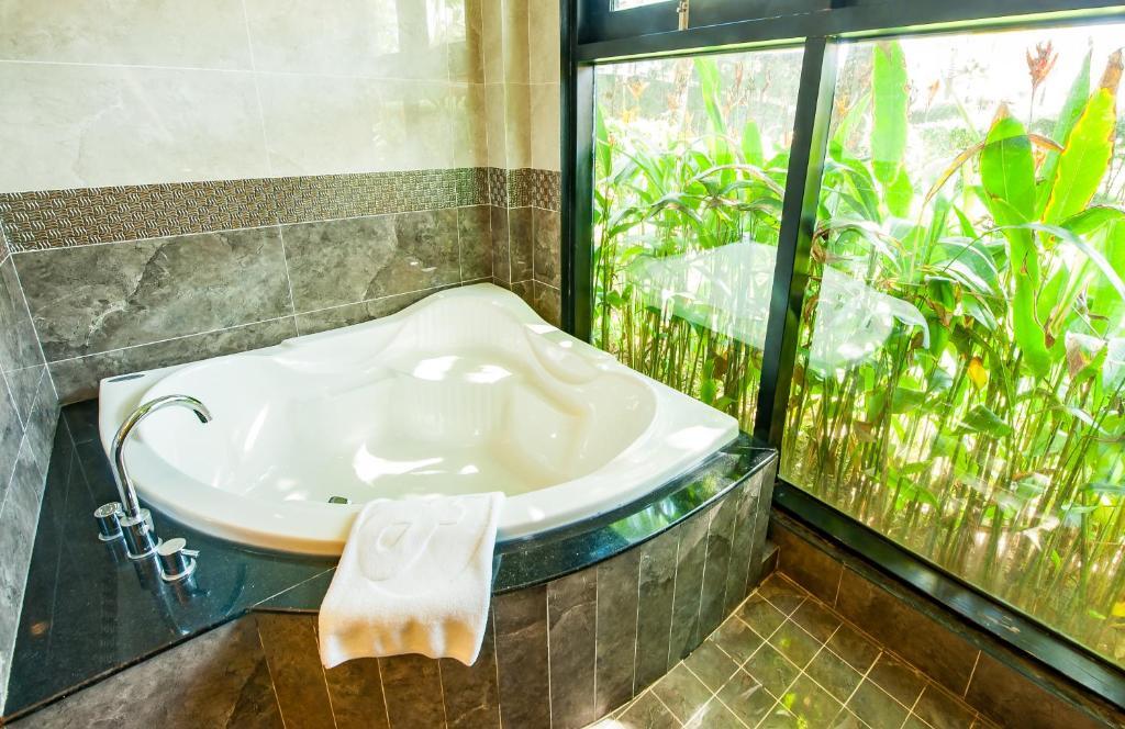 Famiana Resort & Spa
