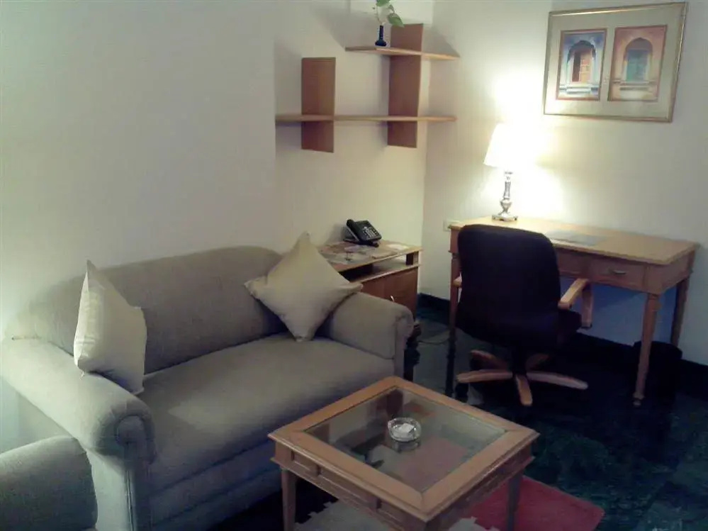 Savoy Suites Noida - Général