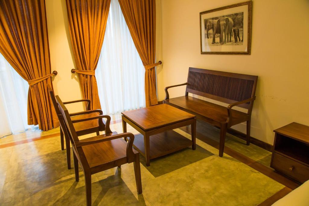 Refresh Hotel