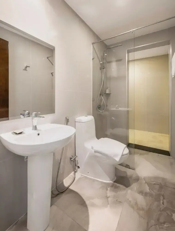 2 Bedrooms Grand Apartment with sea view