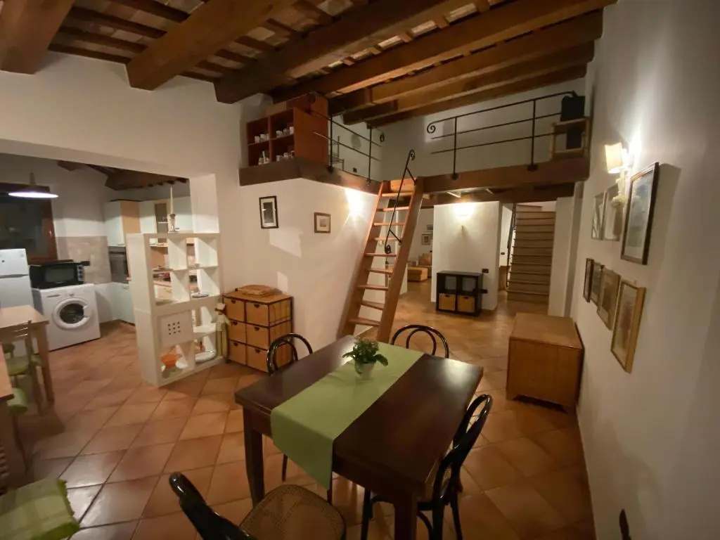 Apartment with balcony