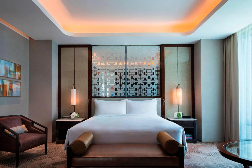 1 Bedroom Suite