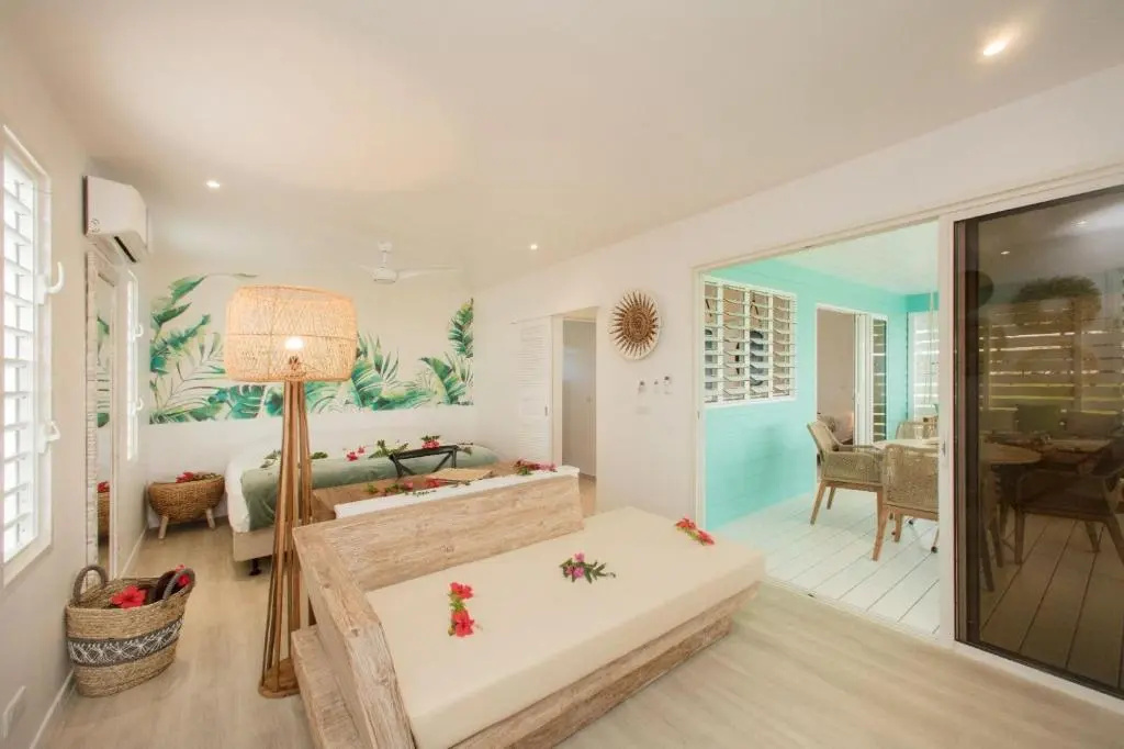 Bungalow with sea view