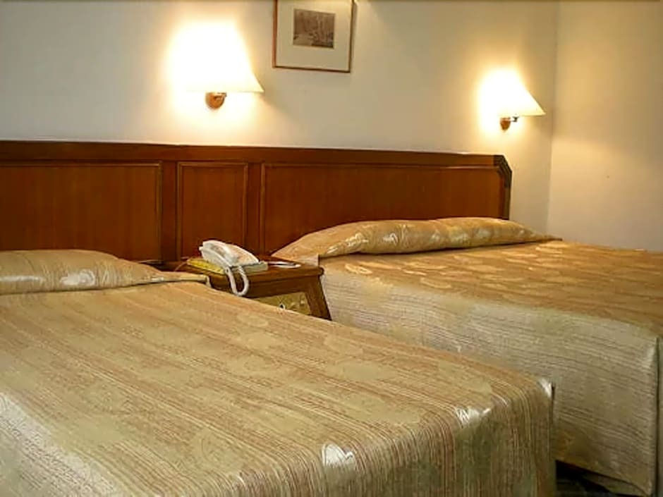 Bintang Warisan Hotel