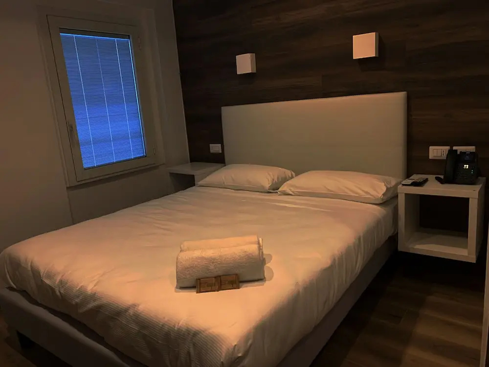 Standard Double room (full double bed)