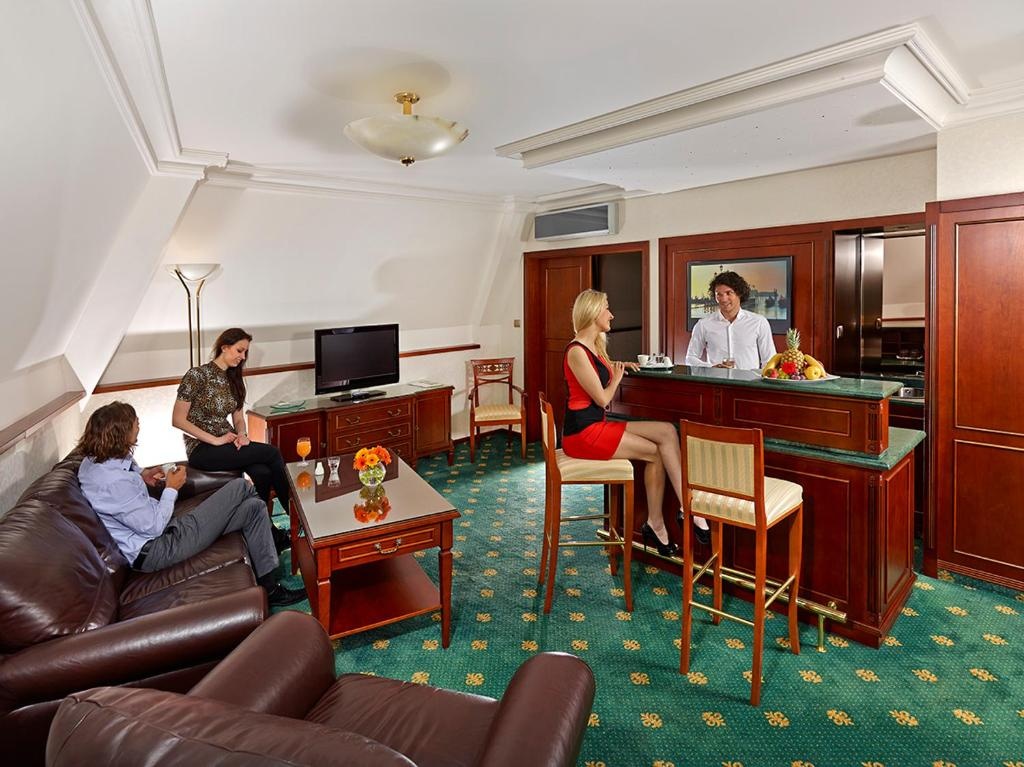 Junior Suite — room photo 3