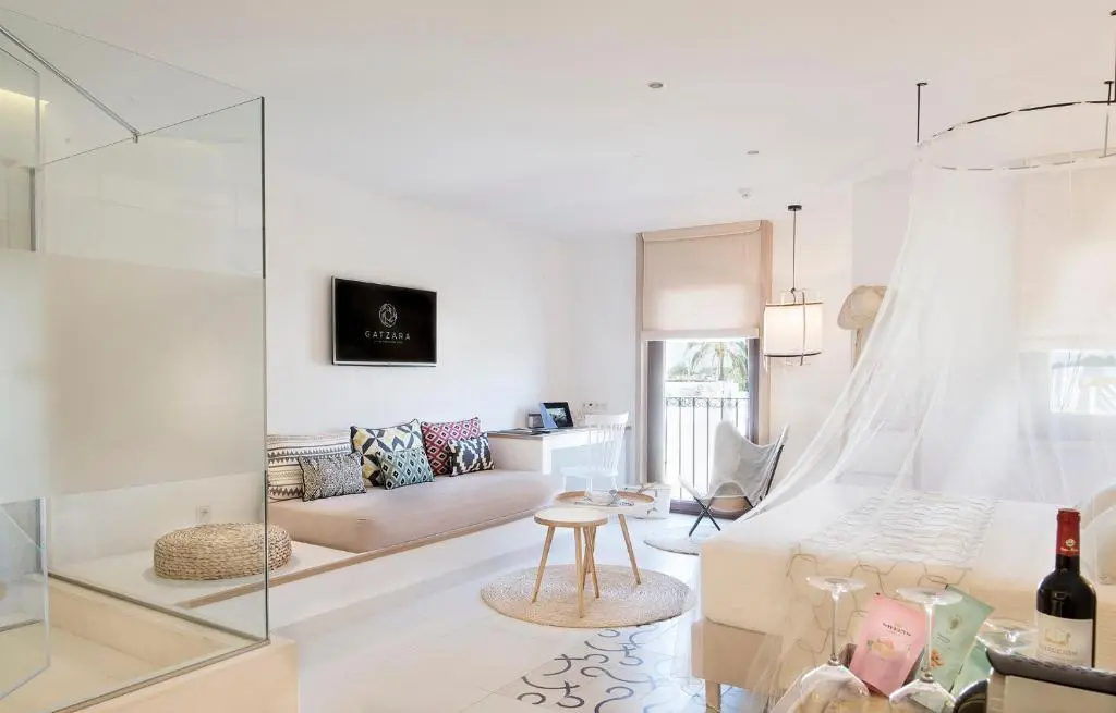 Gatzara Suites Santa Gertrudis - Chambres