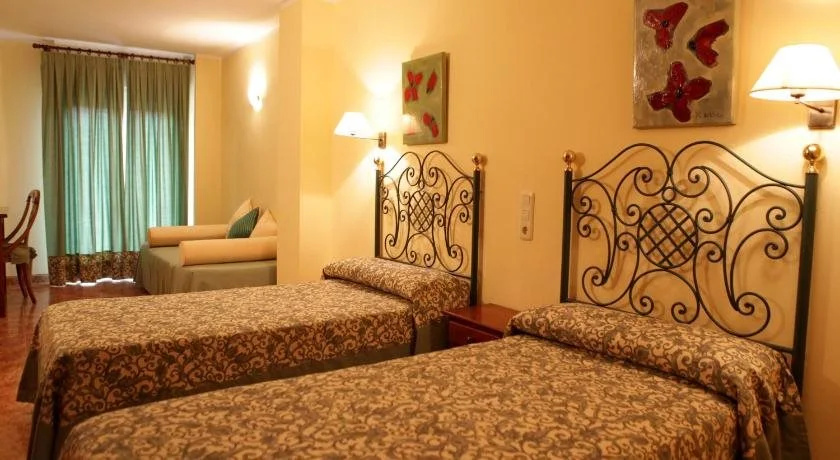 Hotel Los Arcos