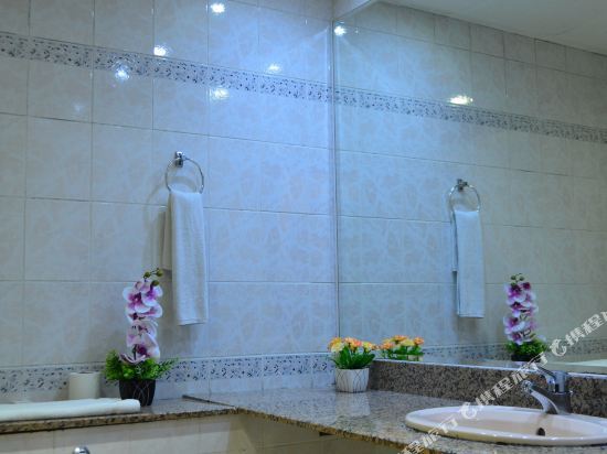 Orchid Hotel