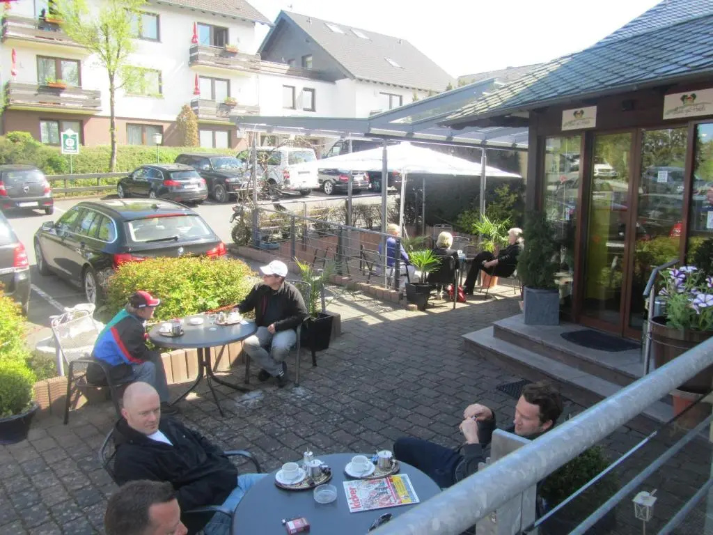 Race-Hotel zur Burg Nürburg - Général