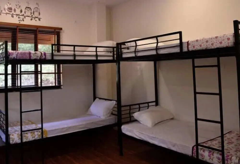 Economy room